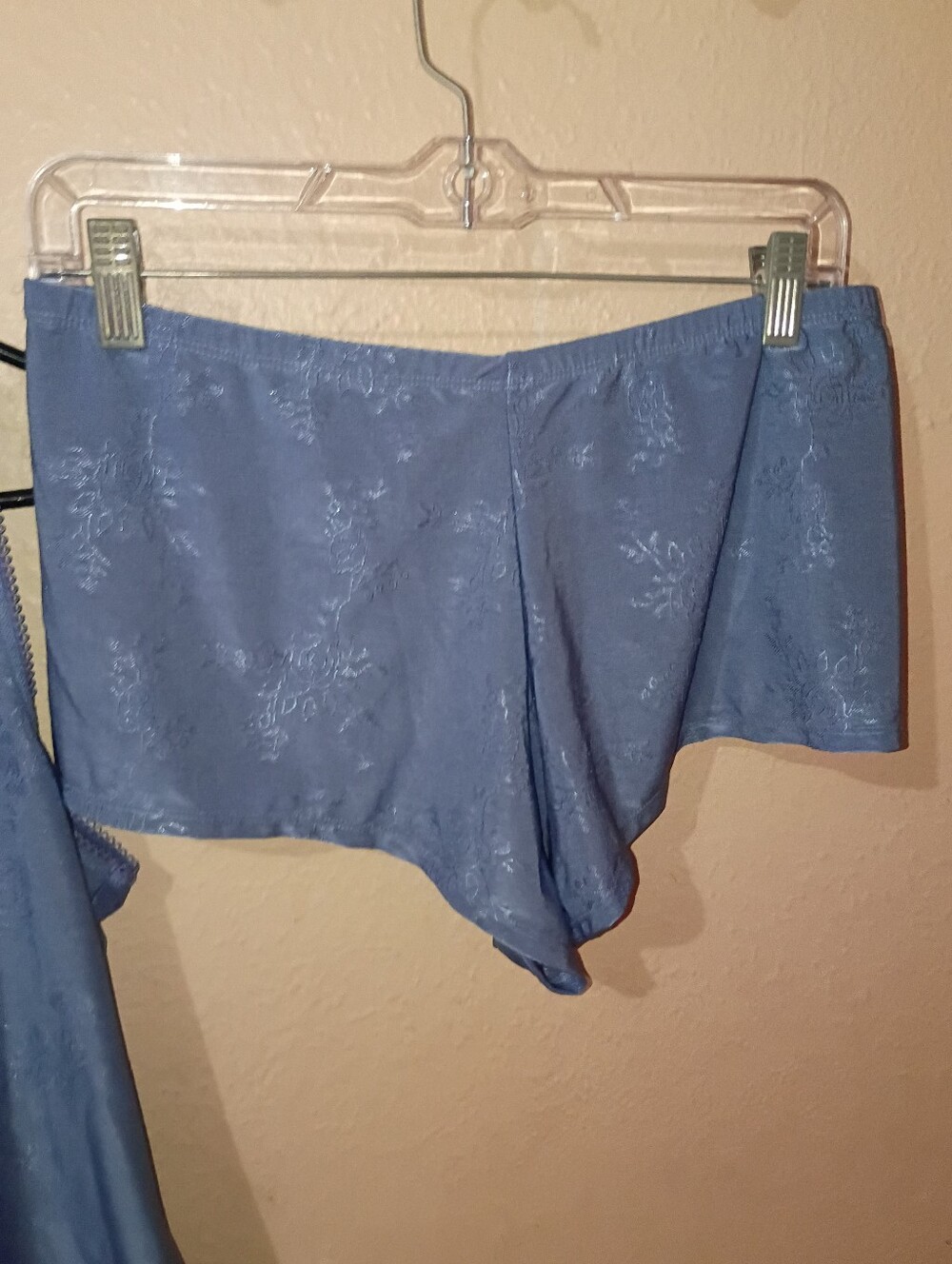 ๐ 6/$10 SALE Delta Burke Size 1X Fits Like Lrg/XL Camisole & Shorts Set - Picture 7 of 7